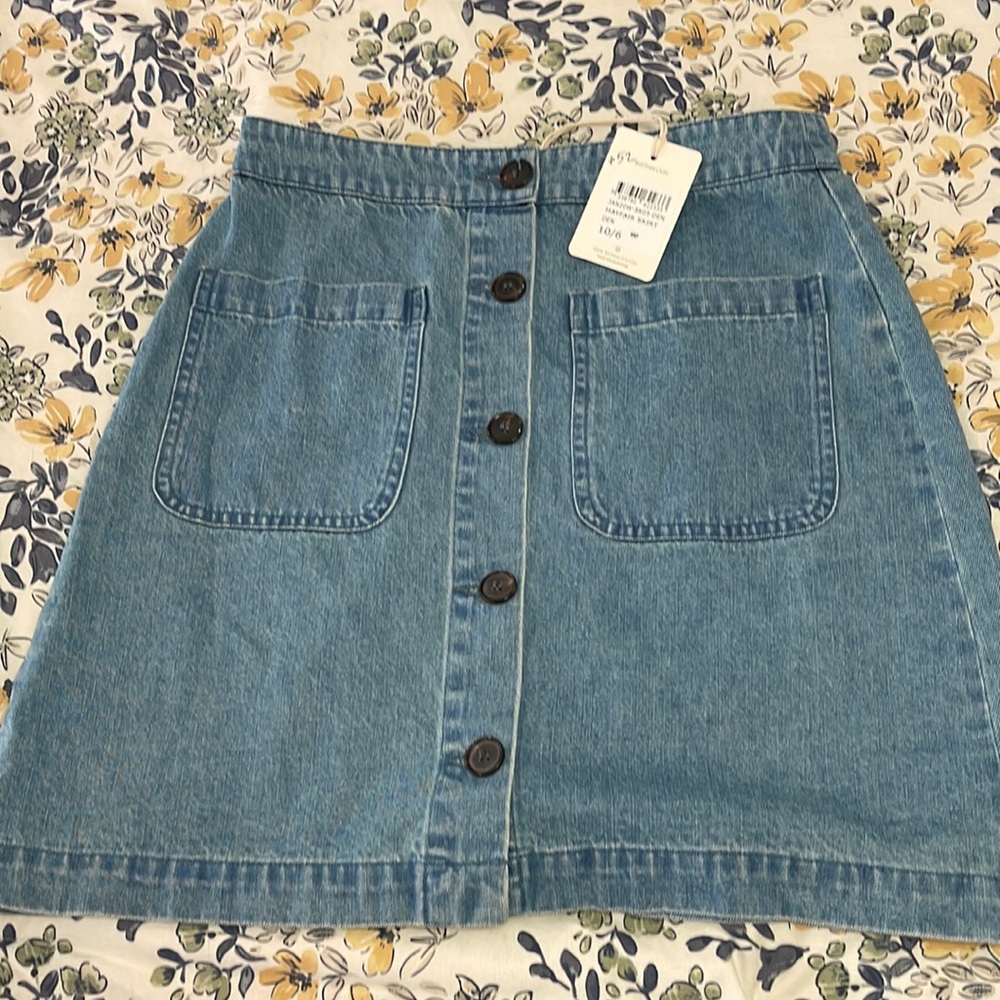 Denim skirt
